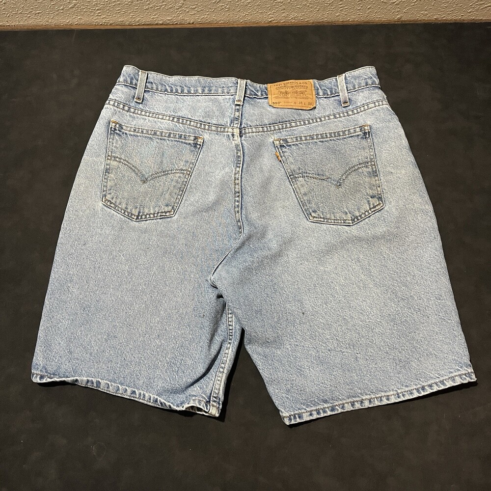 Vintage Levi’s 560 Wide Leg Orange Tab Denim Jean Shorts Jorts Mens 38 1990s